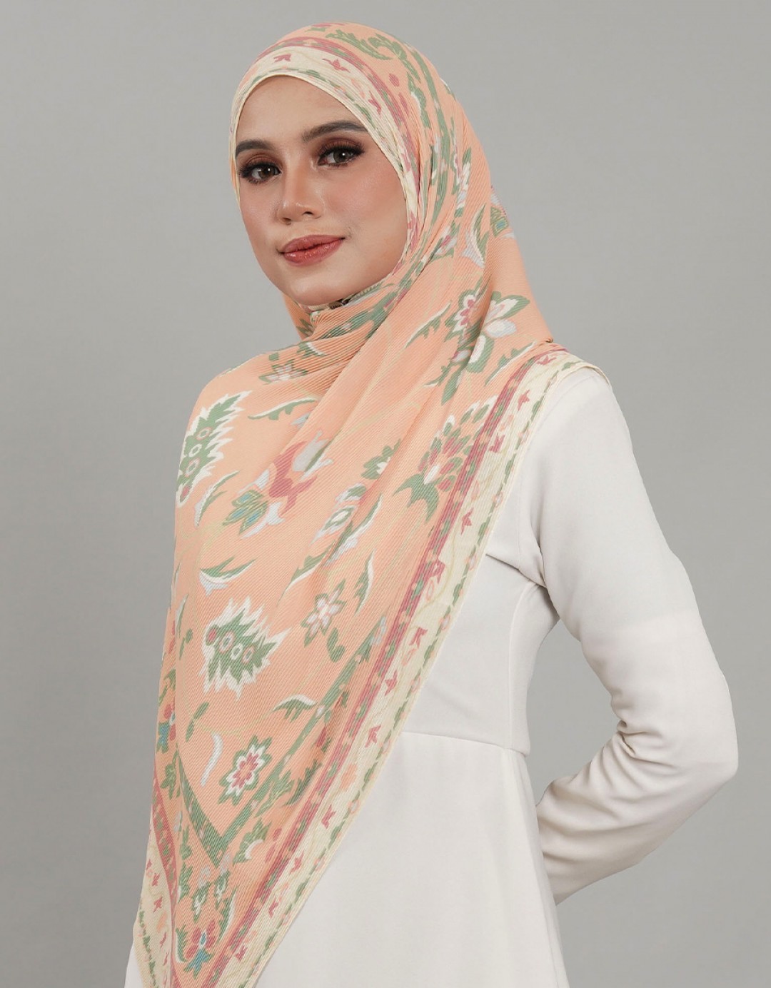 Saloma Pleated Shawl - 04 Daichi