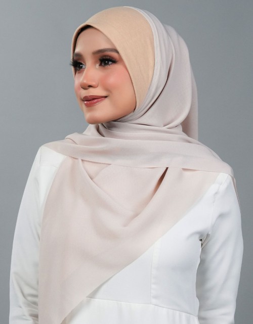Isya Bawal Express - 07 Sophia