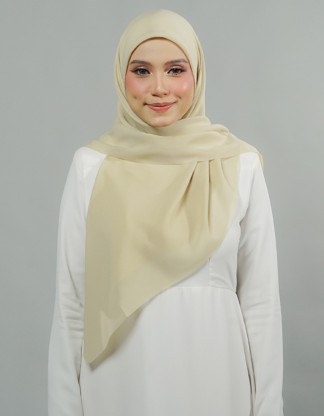 Ines Bawal Plain - 04 Sickly Green