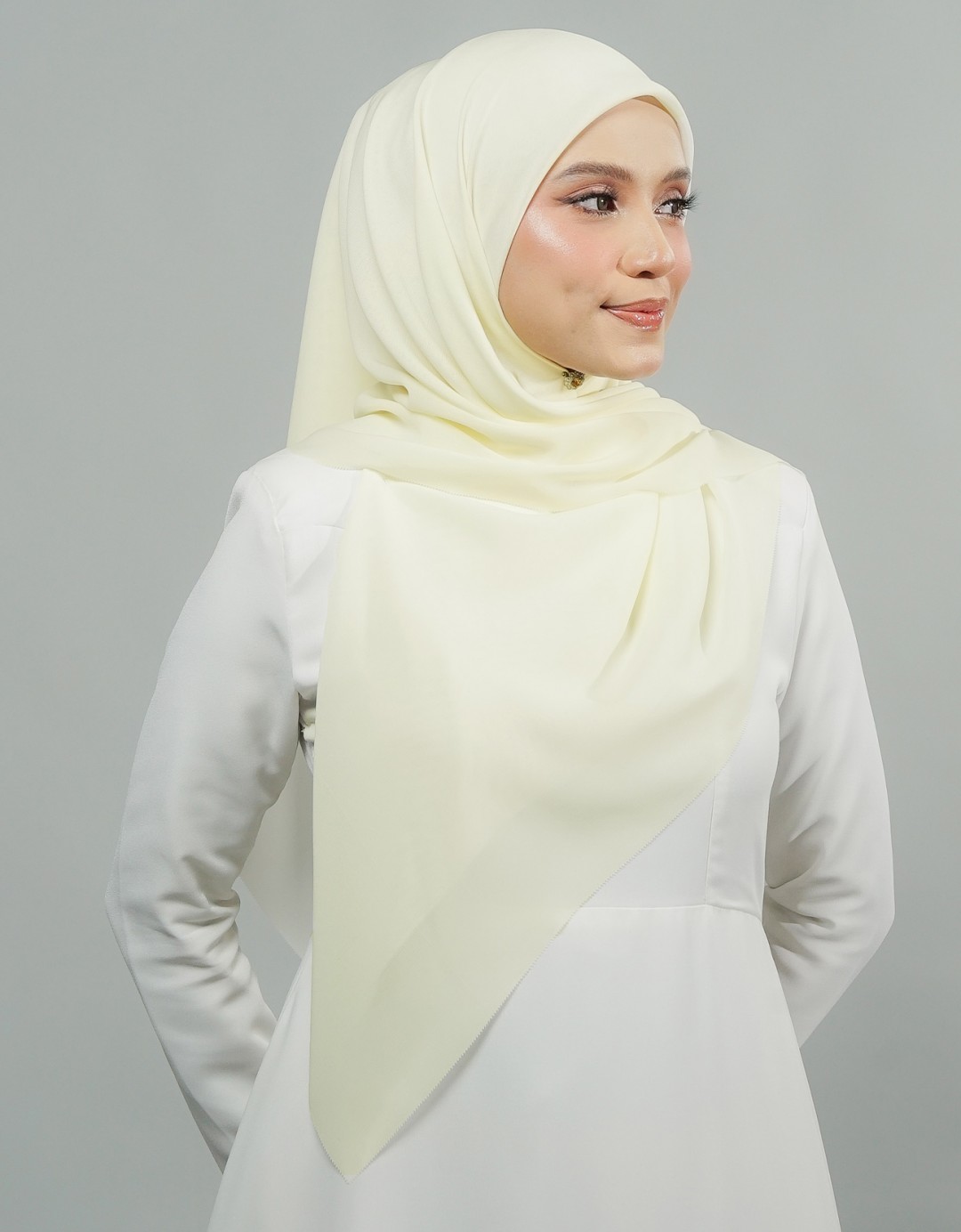 Ines Bawal Plain - 03 Cream