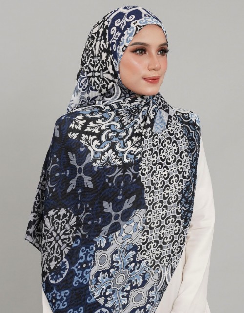 Saloma Pleated Shawl - 15 Seki