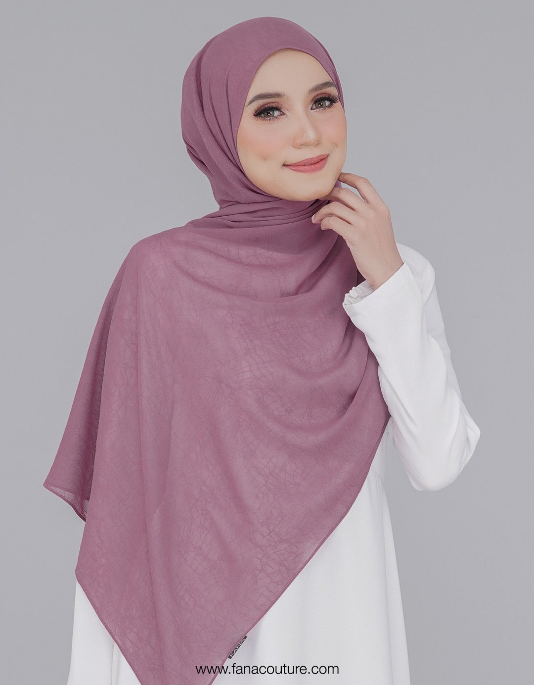 Aster Shawl Plain - 16 Plum