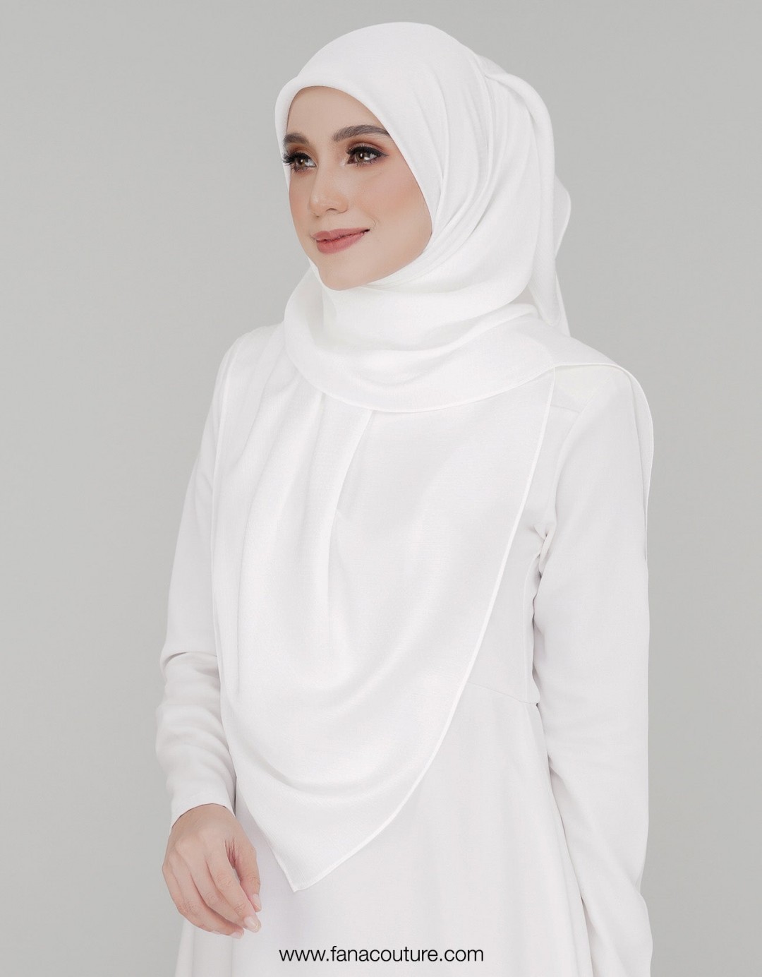 Naura Bawal Plain - 01 Marshmallow