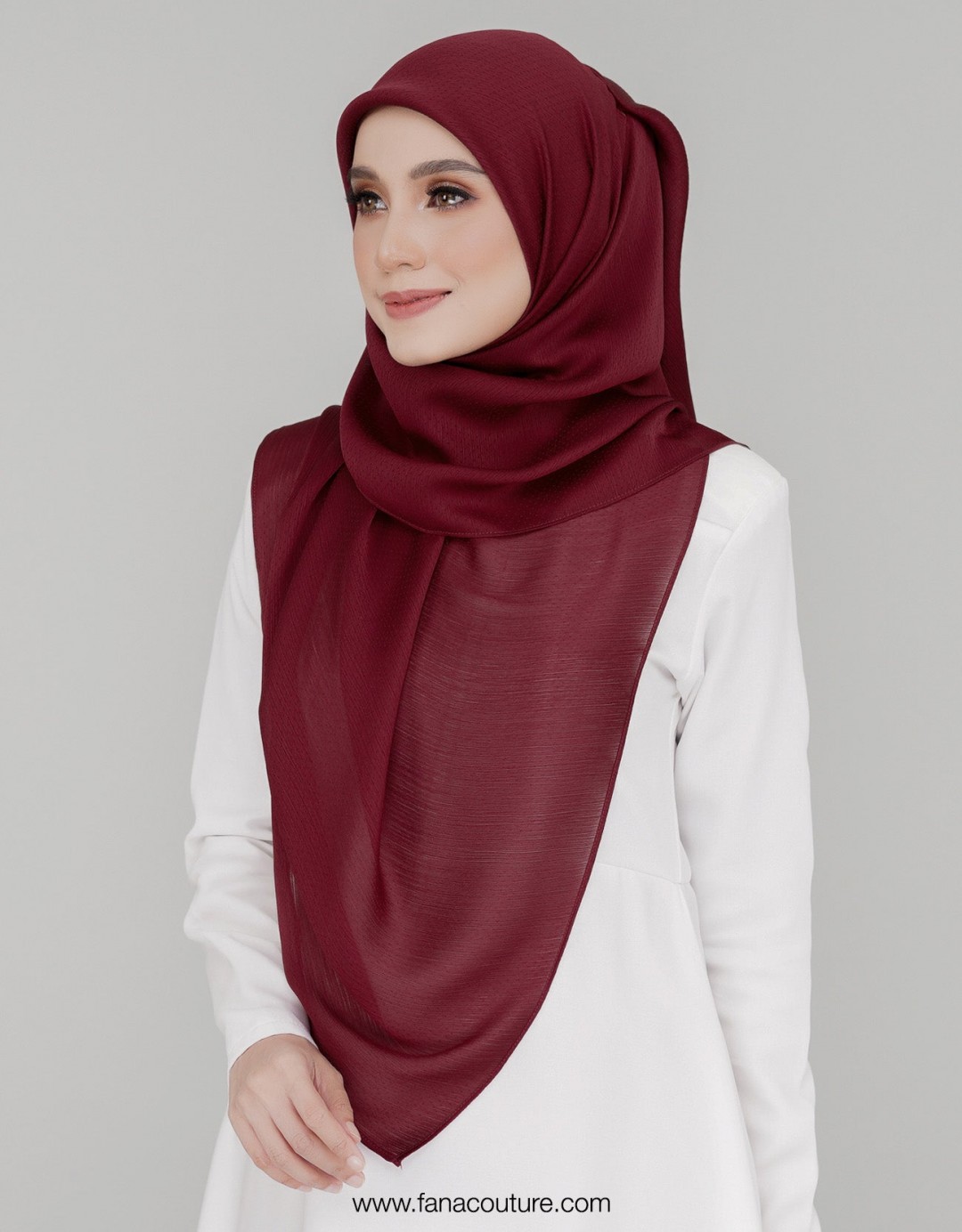 Naura Bawal Plain - 17 Wine Red