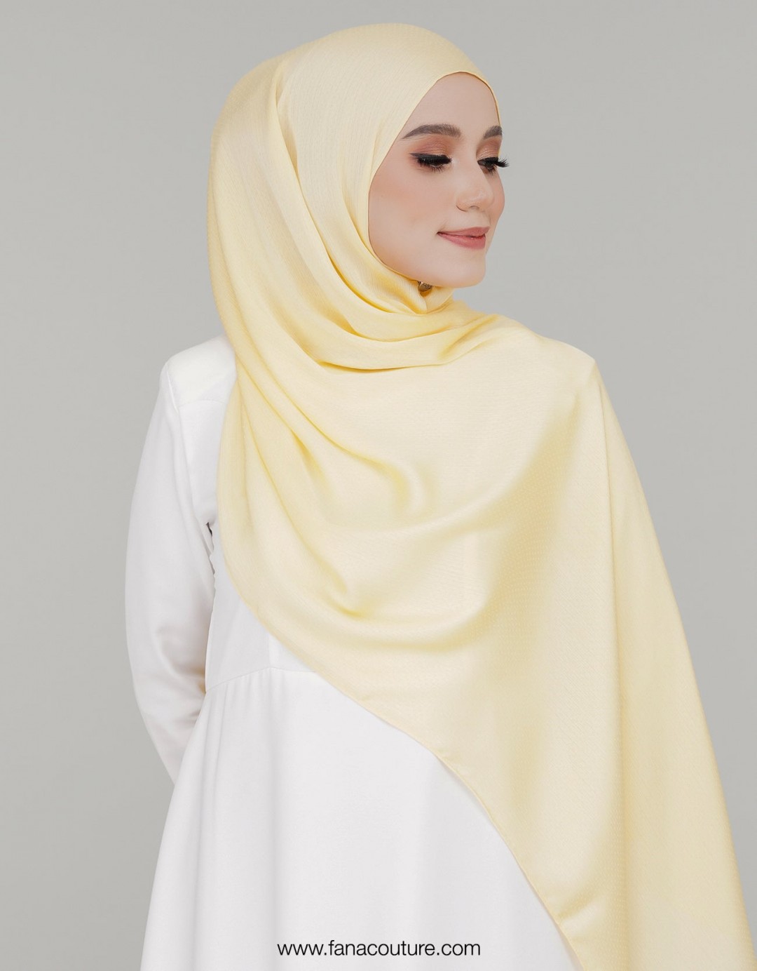 Naura Shawl Plain - 03 Cornsilk