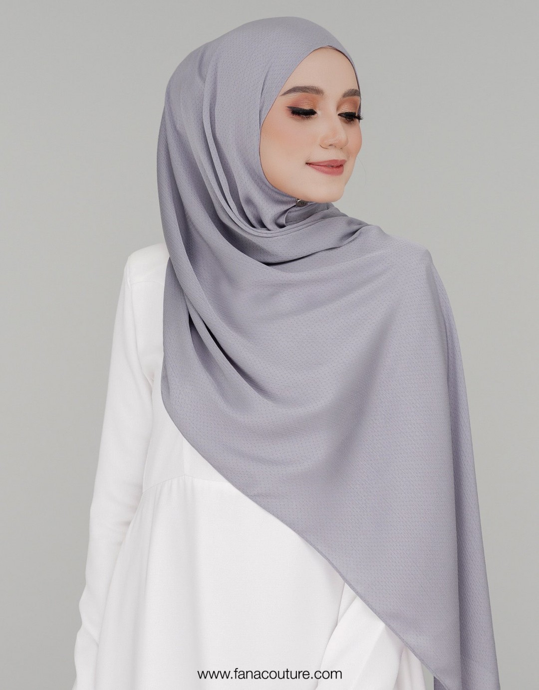 Naura Shawl Plain - 21 Coin