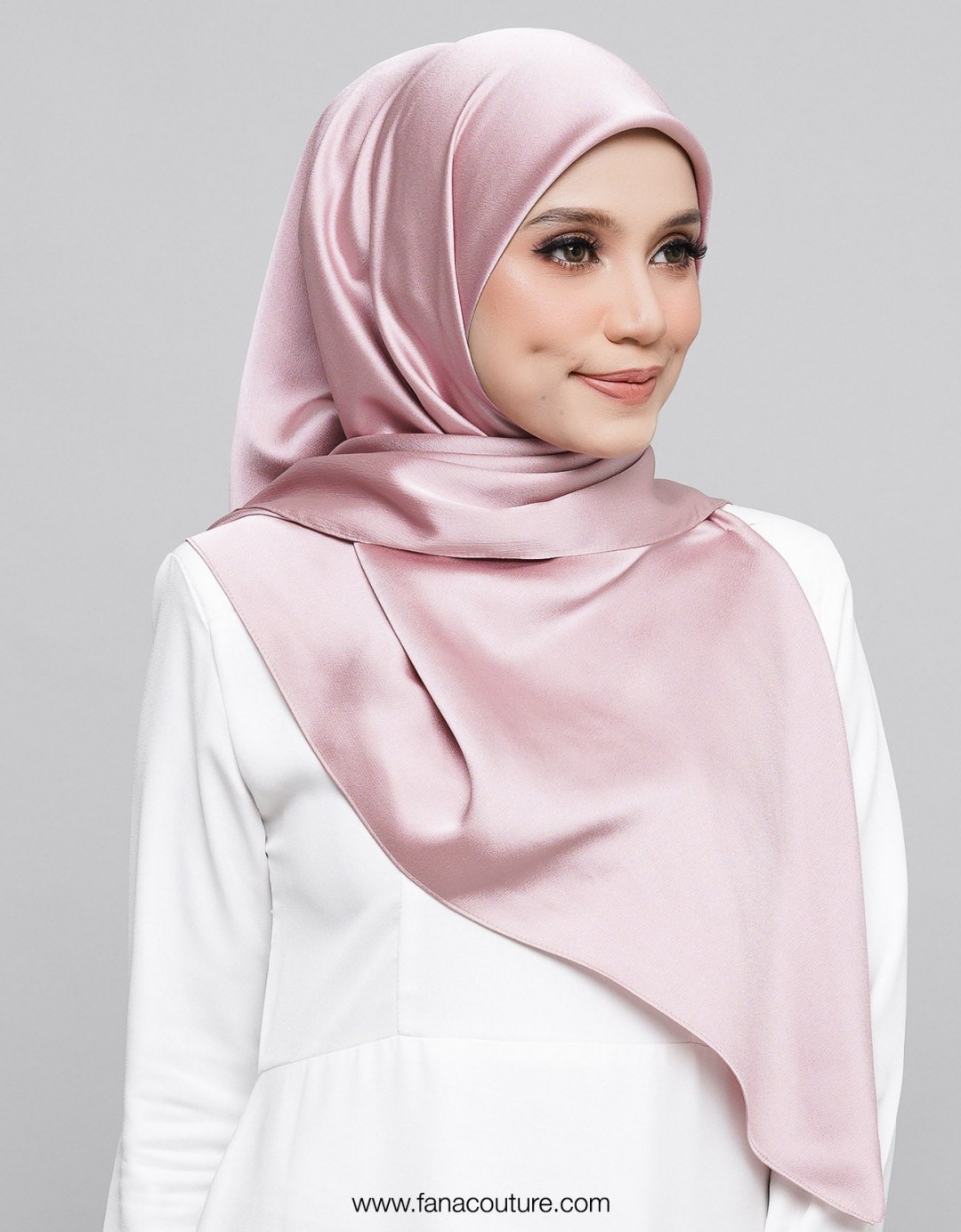 Yuki Bawal Satin - 08 Quartz