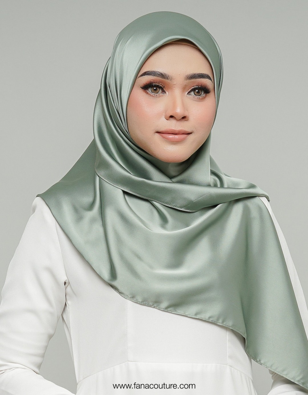 Haayu Bawal Satin - 10 Fern Green