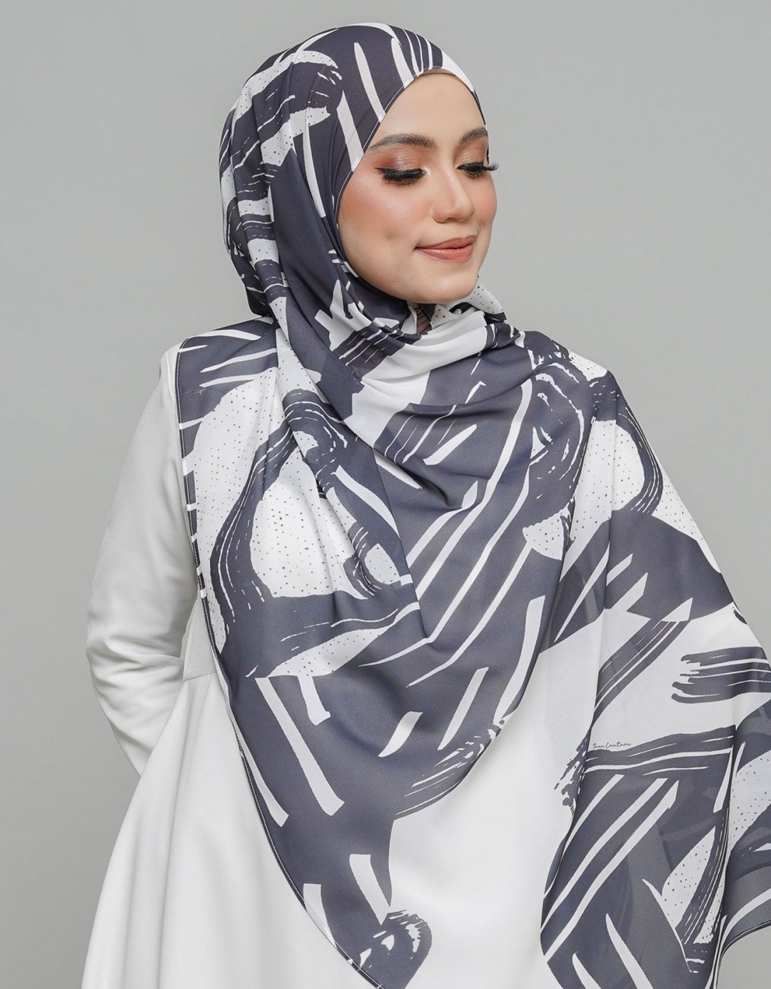 Sofea Long Shawl - 12 Monotone Serenity