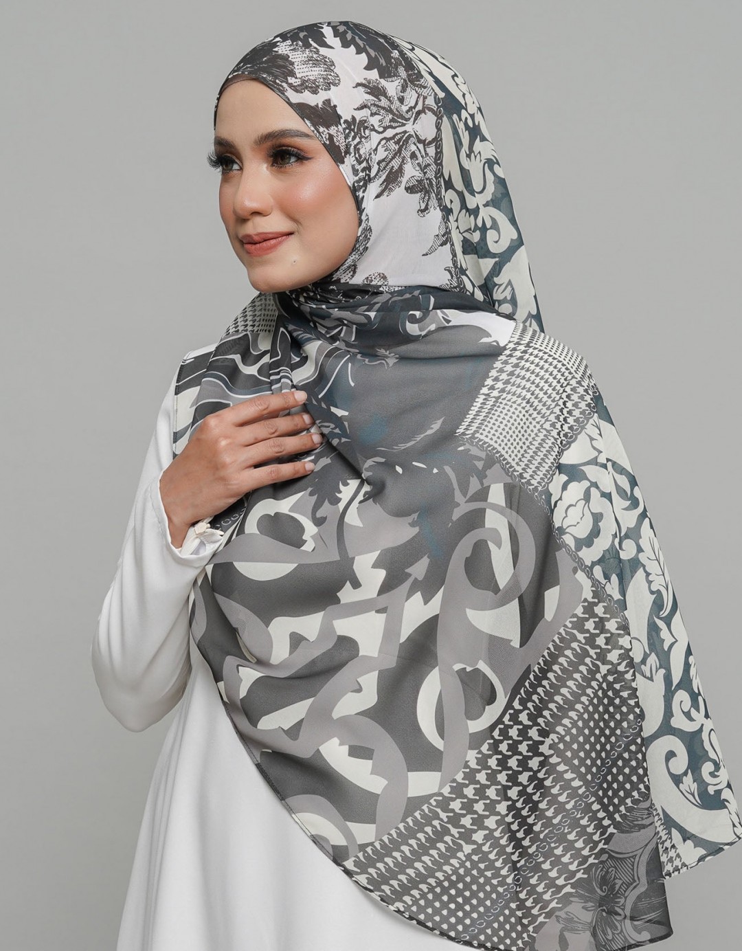 Sofea Long Shawl - 17 Botanic Chic