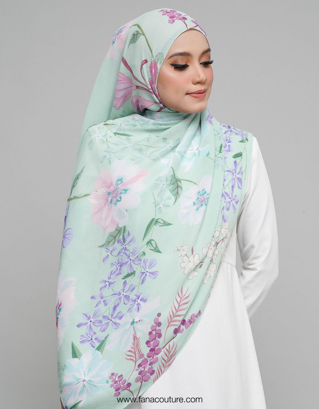 Dayang Pleated Shawl - 02 Nelson