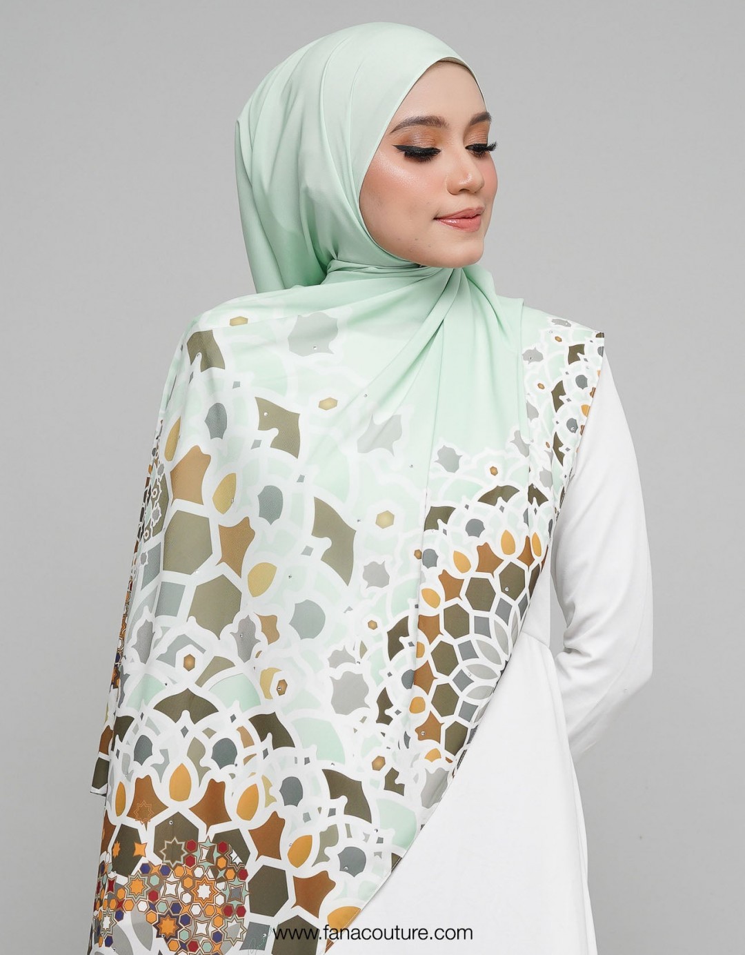 Ratu Shawl Premium - 02 Asuukaa