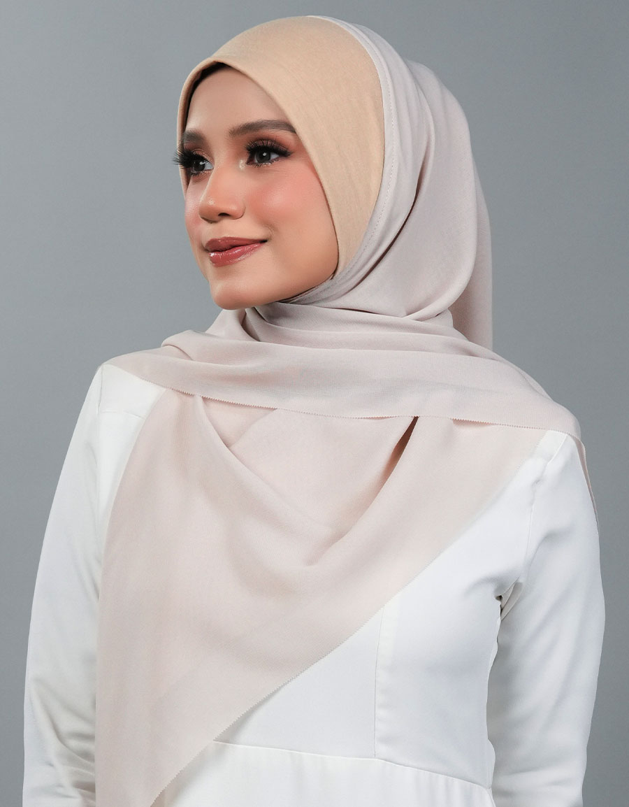 Isya Bawal Express - 07 Sophia
