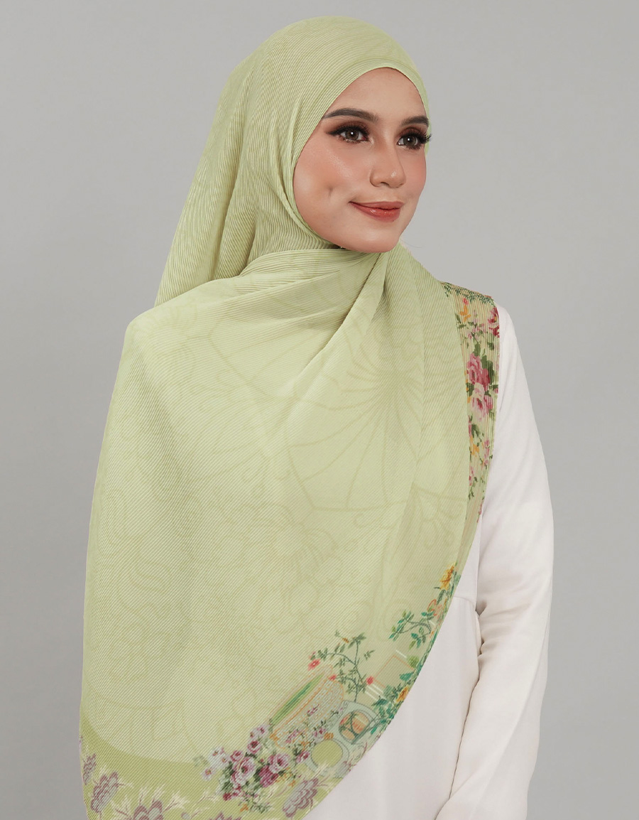 Saloma Pleated Shawl - 09 Inari