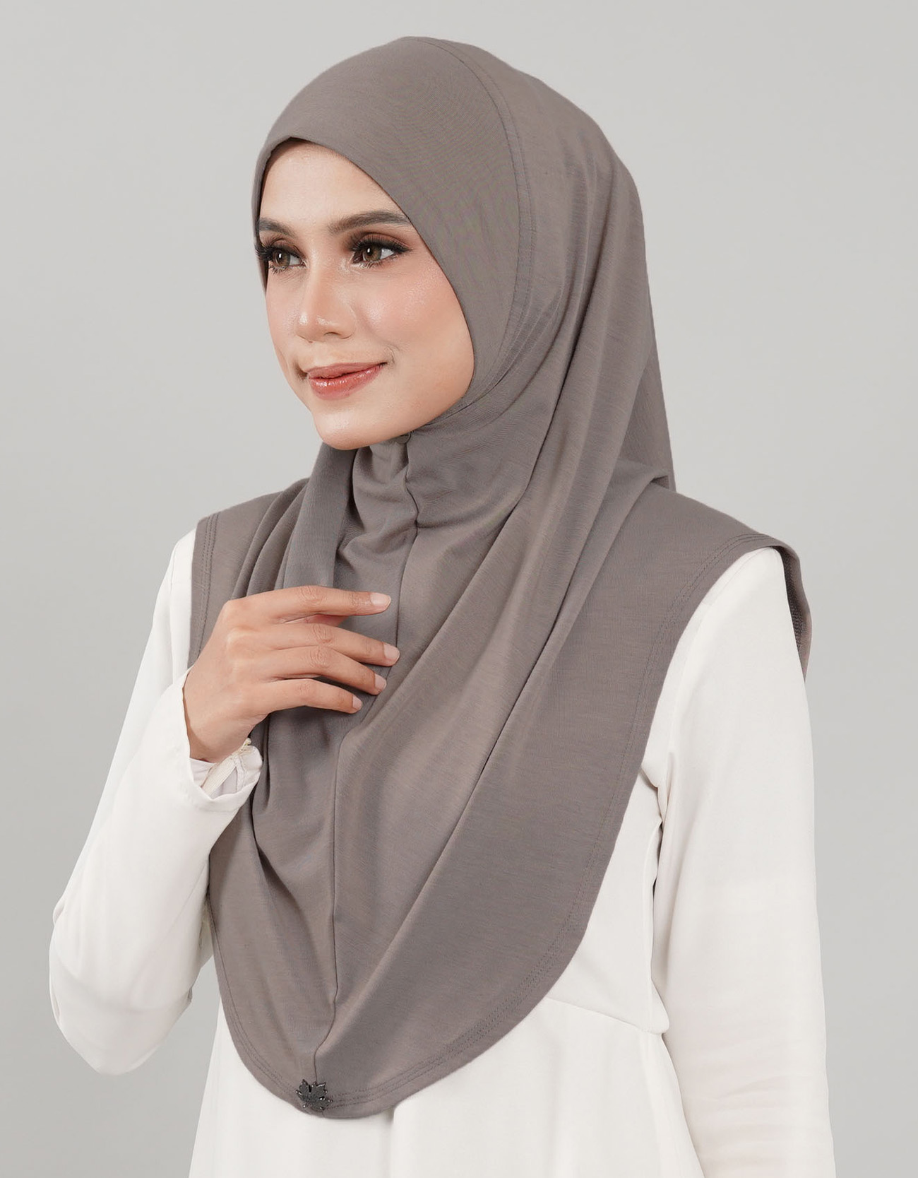 Express Hijab Damia Plain - 20 Smoke