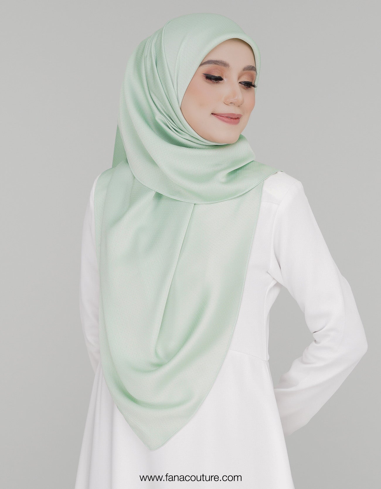 Naura Bawal Plain - 08 Tea Green