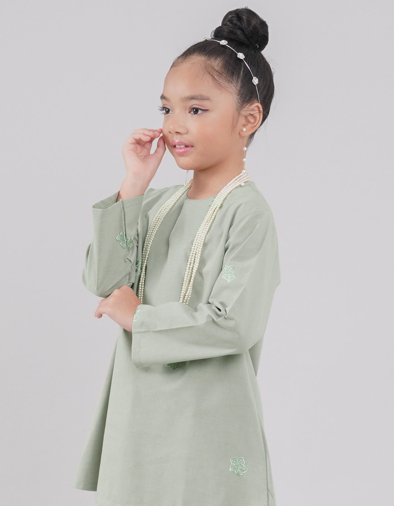 Mahrani Kurung Riau Kids Cotton Embroidered - 01 Green