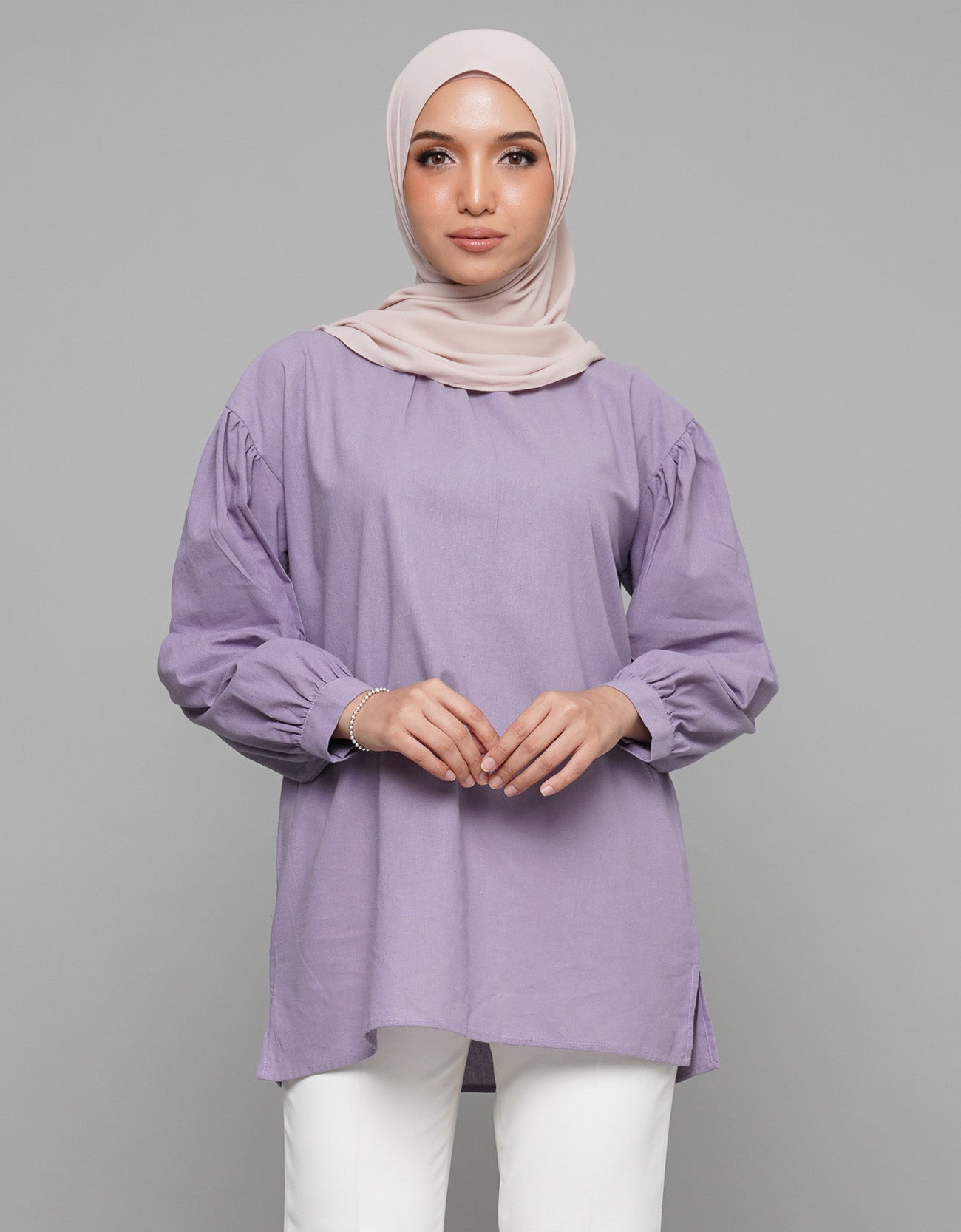 Gina Blouse Straight Fit Puff Sleeves Design