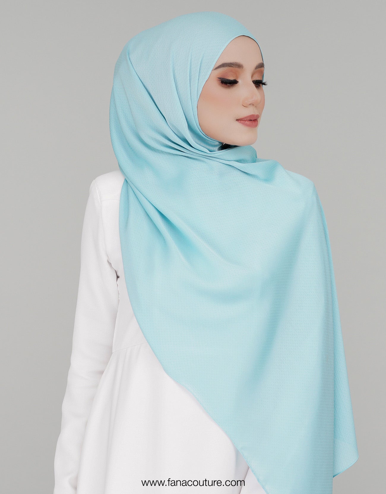 Naura Shawl Plain - 07 Arctic Blue