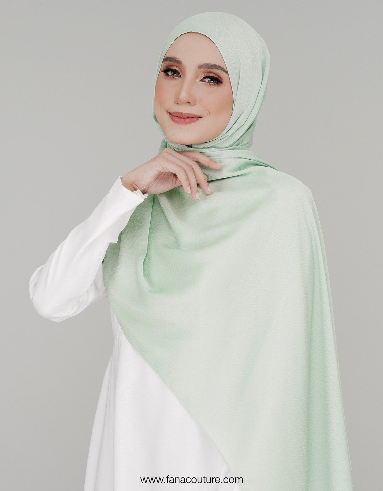 Naura Shawl Plain - 08 Tea Green