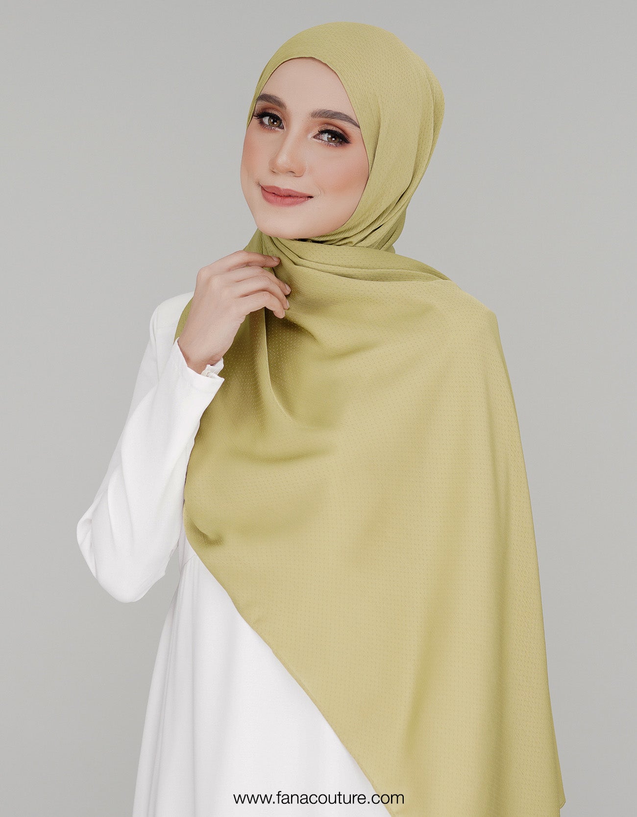 Naura Shawl Plain - 10 Lime Green