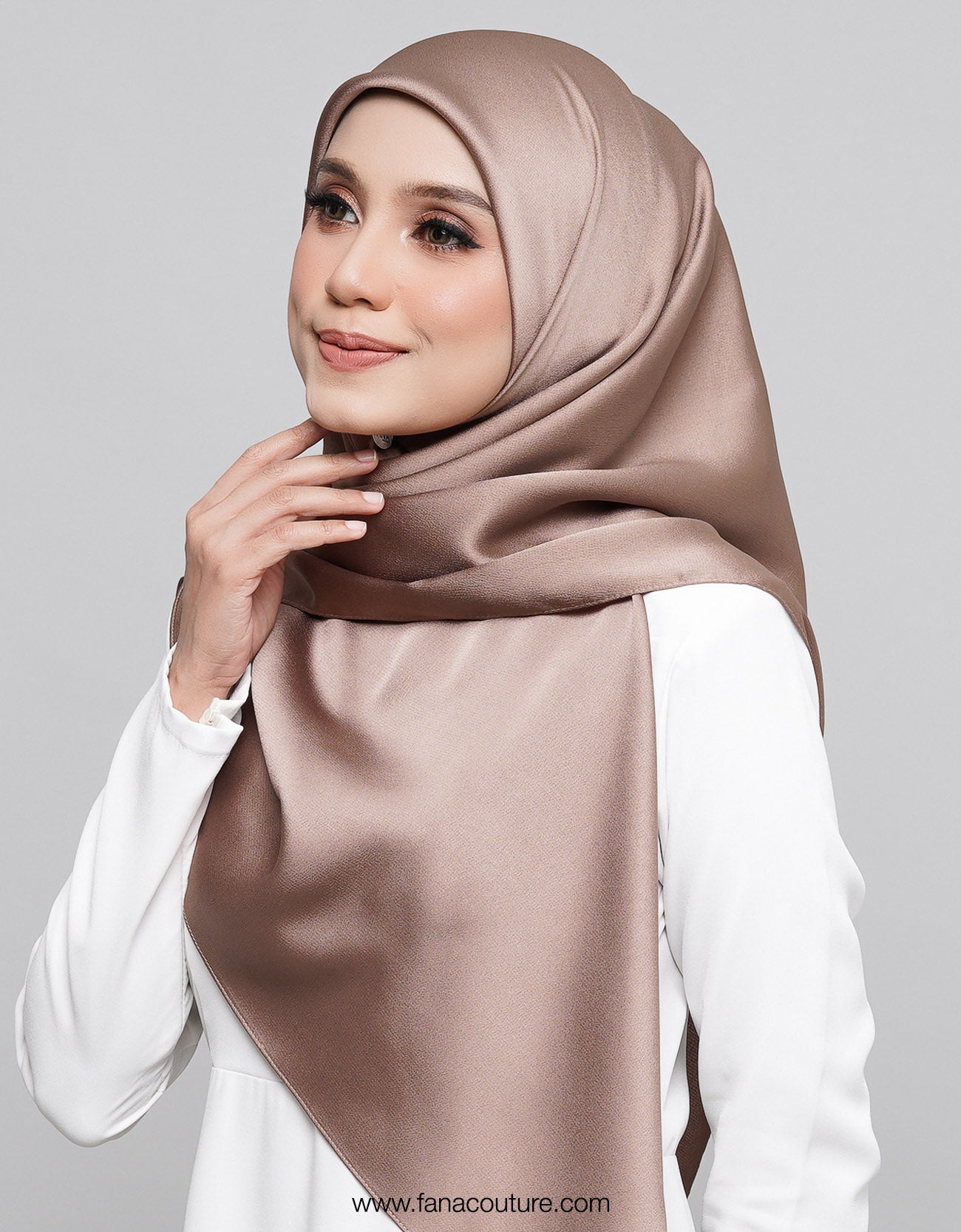 Yuki Bawal Satin - 13 Mocha