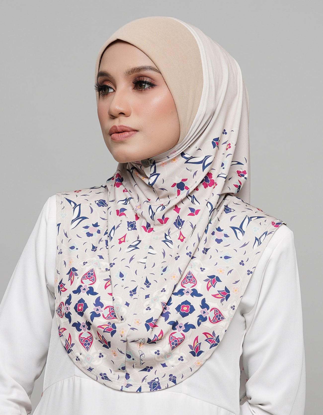 Premium Express Hijab Kirana Deluxe - 09 Matilda