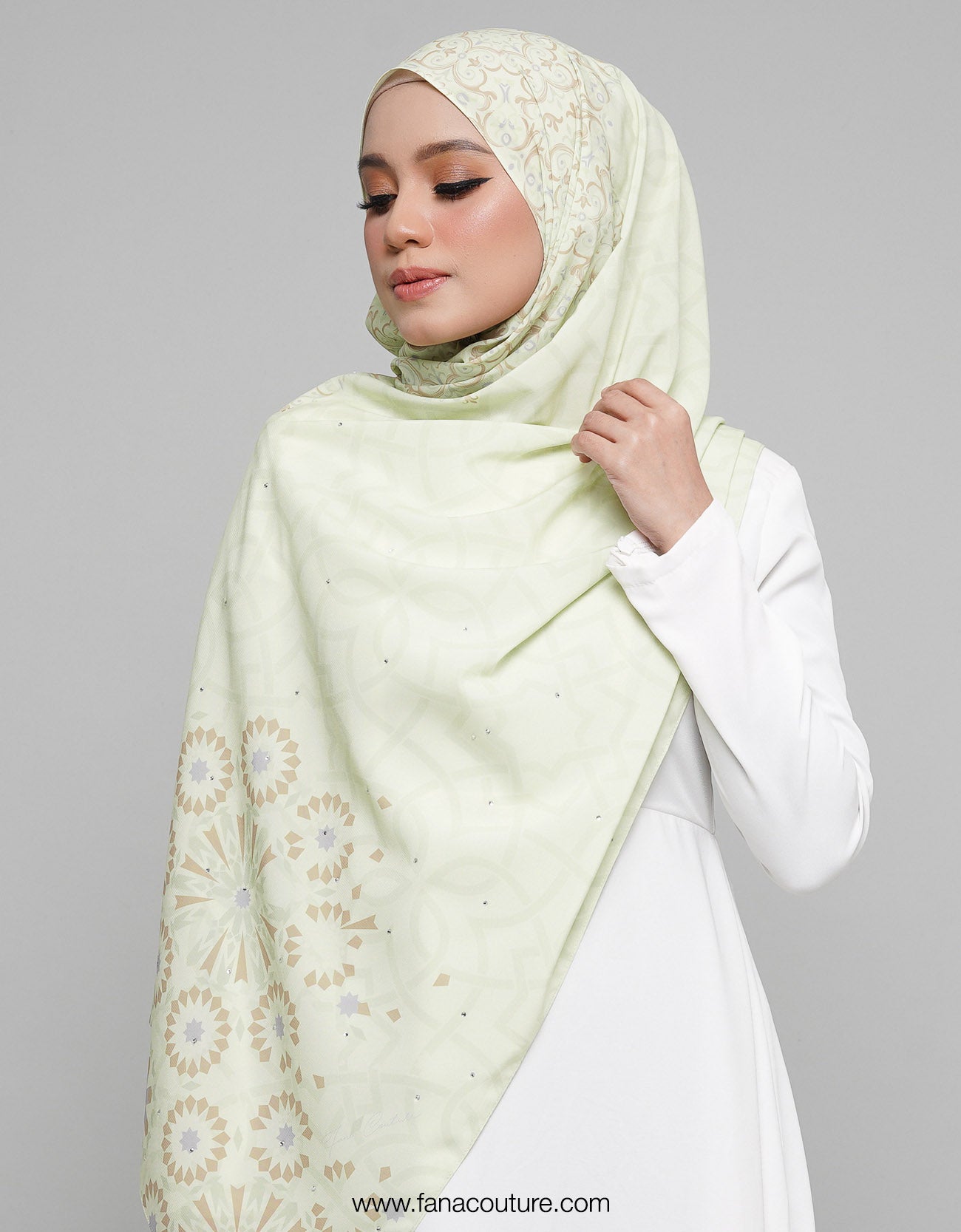 Ratu Shawl Premium - 11 Zinnia